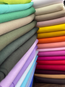 Why is there a difference in shrinkage between different batches of fabrics?