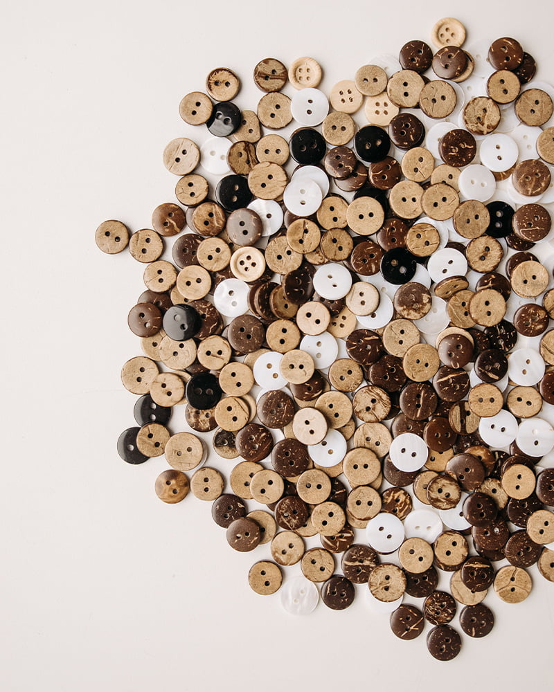 Snaps and buttons for children's garments
